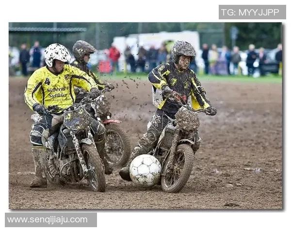 足球明星驾驶摩托车挑战极限速度勇敢驾驶背后的故事